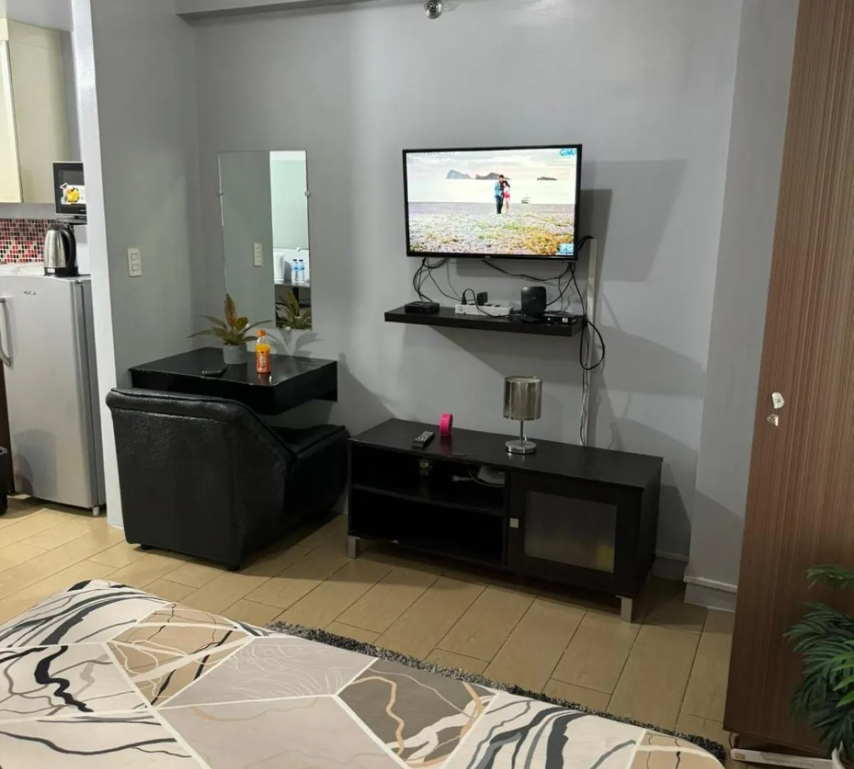 Henry'S Newport Condotel Pasay Hotel